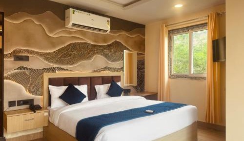 Double Room with Mountain View