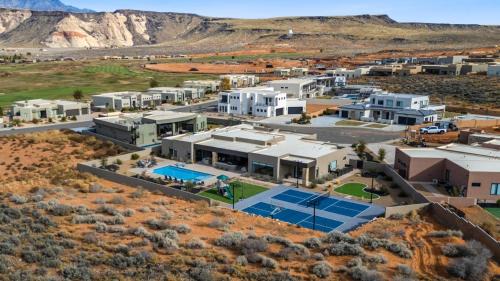 Five-Bedroom Holiday Home
