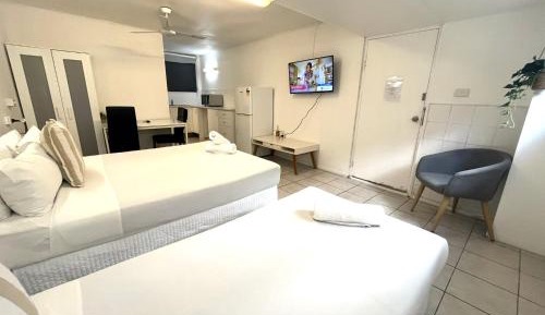 Deluxe Family Room
