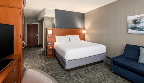King Room with Sofa Bed