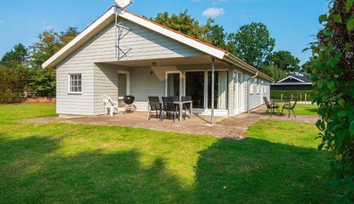 Four-Bedroom Holiday Home