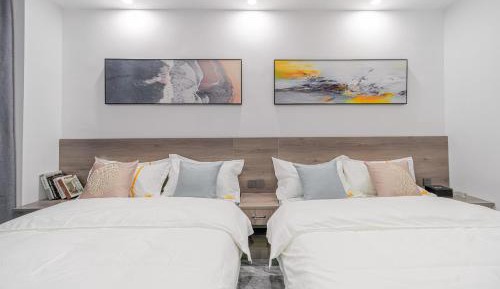 Twin Room with Private Bathroom