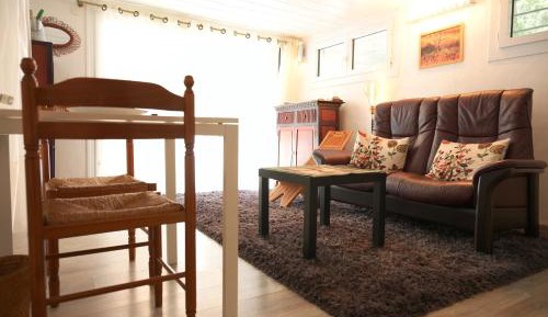 One-Bedroom Apartment with Terrace