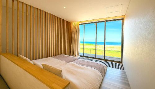 Villa - Beach Front