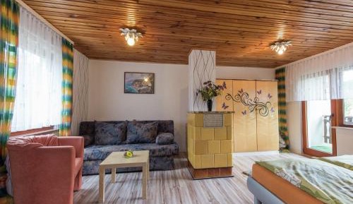 One-Bedroom Holiday Home