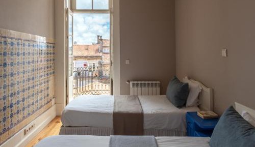 Twin Room with Private External Bathroom