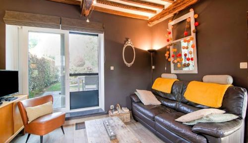 Two-Bedroom Holiday Home