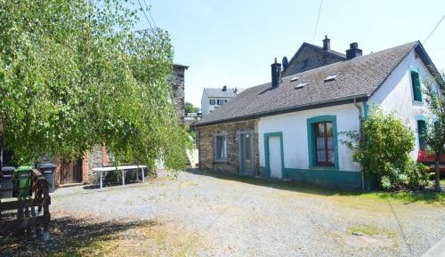 Three-Bedroom Holiday Home 