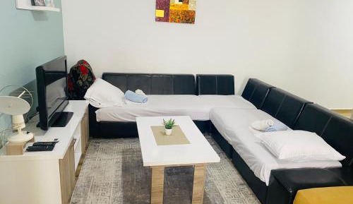 Family Two-Bedroom Apartment with View