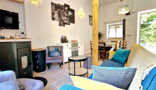 One-Bedroom House