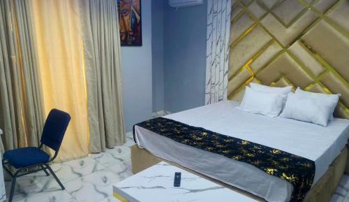 Single Room with Private Bathroom
