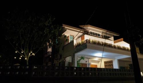 Four-Bedroom Holiday Home