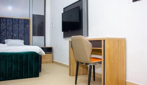 Room #1475318601