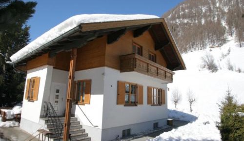 Four-Bedroom Holiday Home