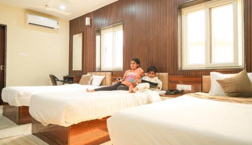Room #1457686508