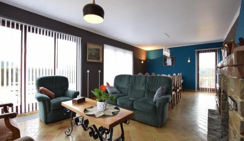 Three-Bedroom Holiday Home 