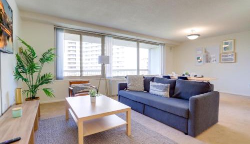 Two-Bedroom Apartment with City View