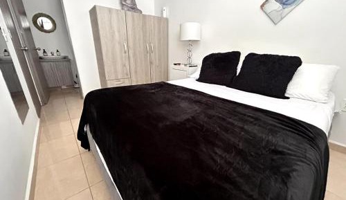 Room #1474842701