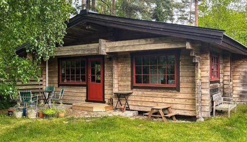 Three-Bedroom Holiday Home 