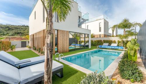Superior Villa