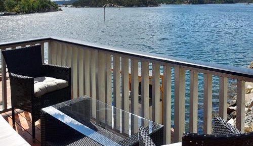 Three-Bedroom Holiday Home 