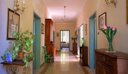 Seven-Bedroom Villa
