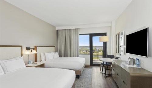 Queen Room with Two Queen Beds and Balcony