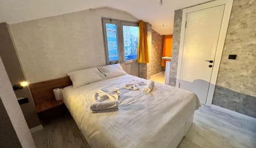 Large Double Room