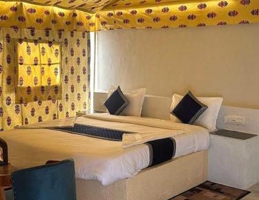Room #1311364204