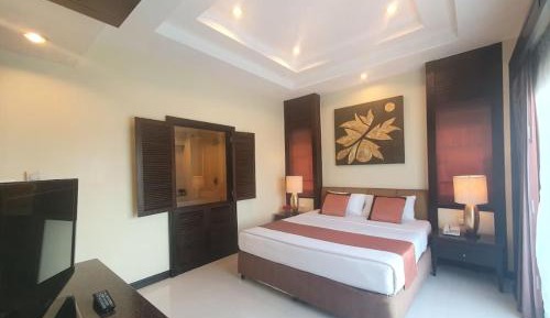 Deluxe King Room