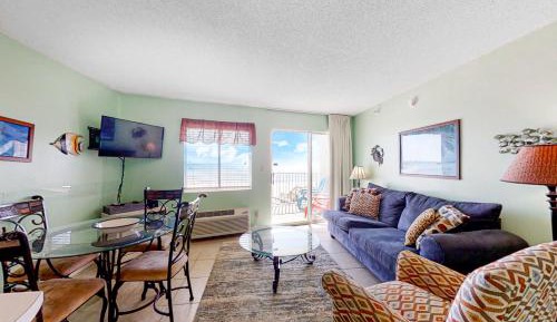 One Bedroom Apartment