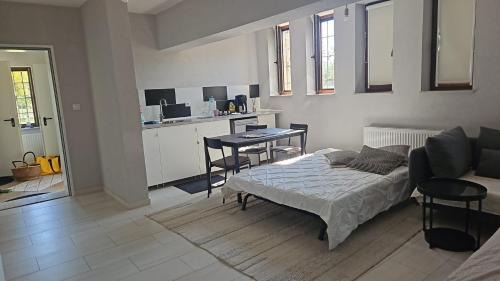 Deluxe Double Room with Extra Bed