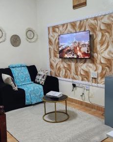 Studio Apartment with King Bed