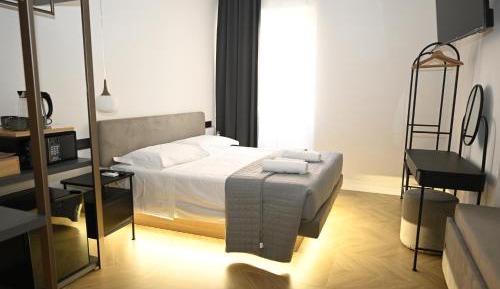 Deluxe Family Suite