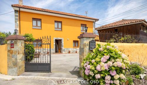 Four-Bedroom Holiday Home