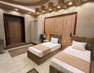 Large Single Room