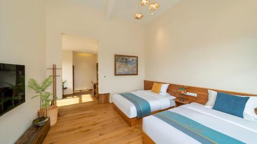 Family Suite with Balcony