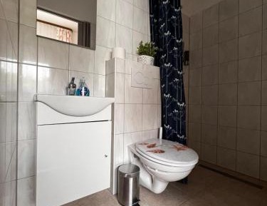Single Room with Private Bathroom