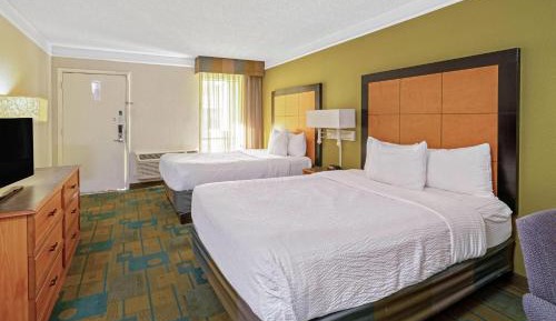 Double Room with Two Double Beds - Non-Smoking