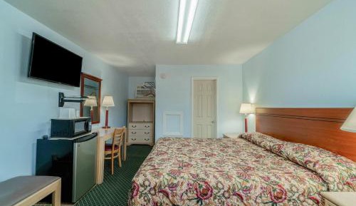 King Room - Non-Smoking