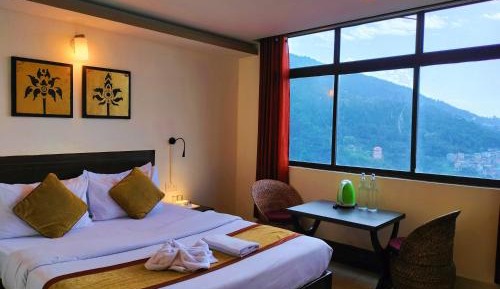 Deluxe King Room