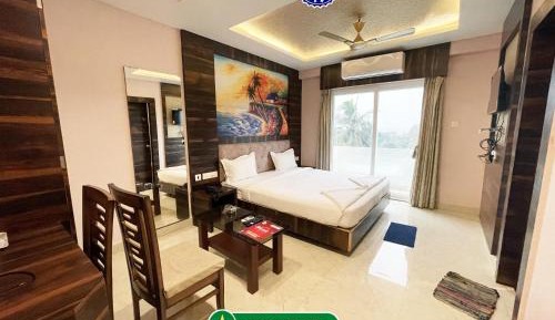 Deluxe Double Room with Balcony