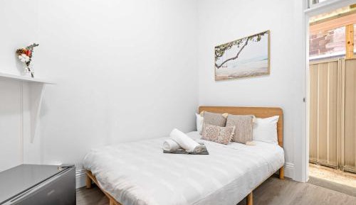 Double Room with Shared Bathroom