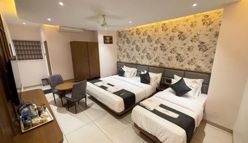 Comfort Triple Room