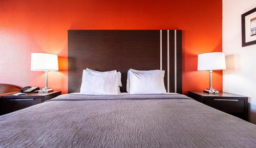 King Room - Accessible/Non-Smoking