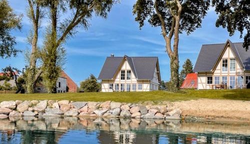 Three-Bedroom Holiday Home 