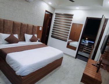 Superior King Room