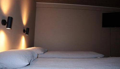 Basic Triple Room with Shared Bathroom