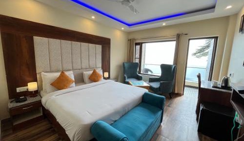 Suite with City View