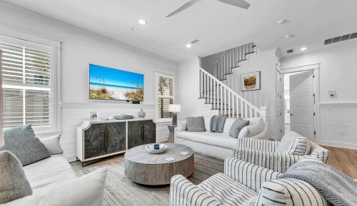 Four-Bedroom Holiday Home
